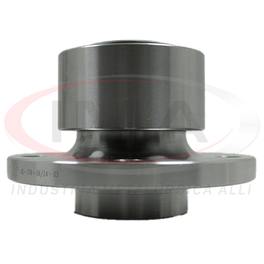 Front Wheel Hub with Bearing (forged)